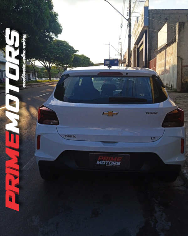 CHEVROLET ONIX TURBO AUT.  Ano 2023 - Image 9