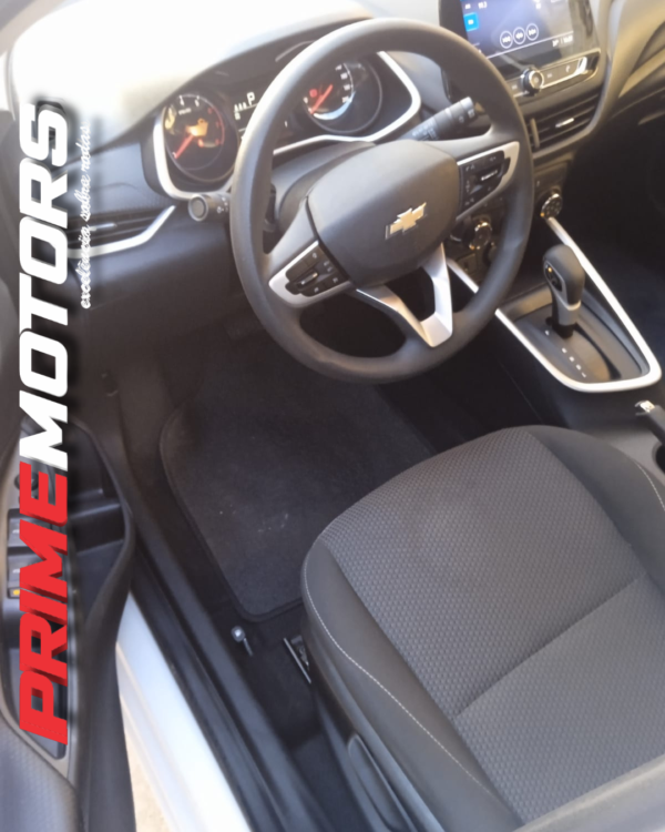 CHEVROLET ONIX TURBO AUT.  Ano 2023 - Image 3