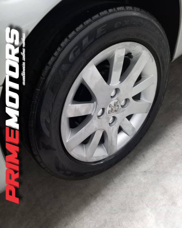 PEUGEOT 207 SEDAN PASSION 1.6 AUT  Ano 2013 - Image 5