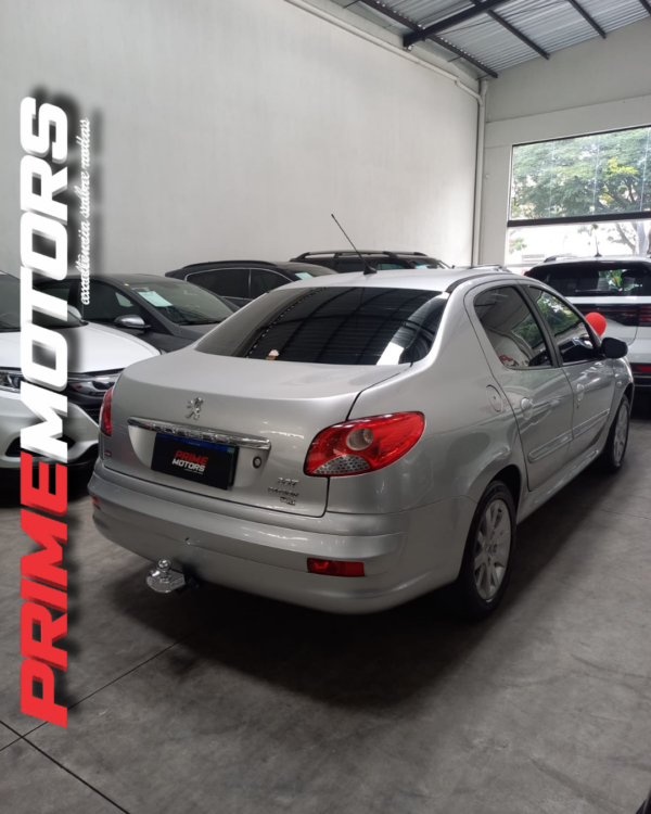 PEUGEOT 207 SEDAN PASSION 1.6 AUT  Ano 2013 - Image 4