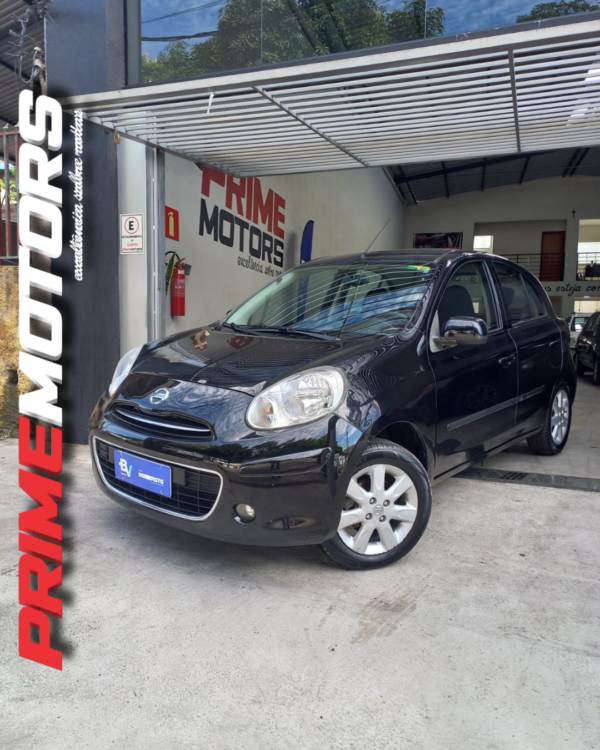 NISSAN MARCH 1.6 FLEX COMPLETO Ano 2014