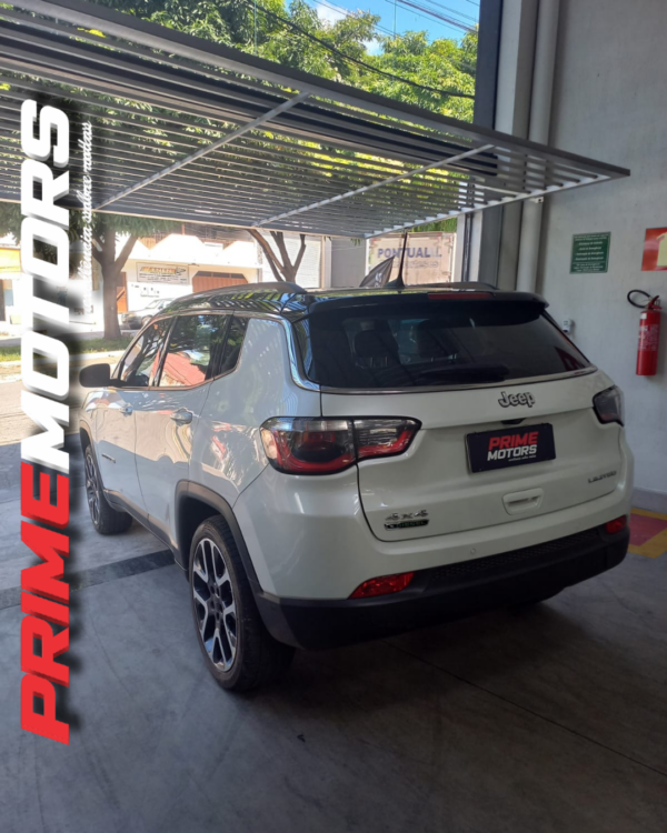 JEEP COMPASS LIMITED 4X4 AUT. + TETO BLACK PIANO *Só 52mil KM Ano 2021 - Image 5
