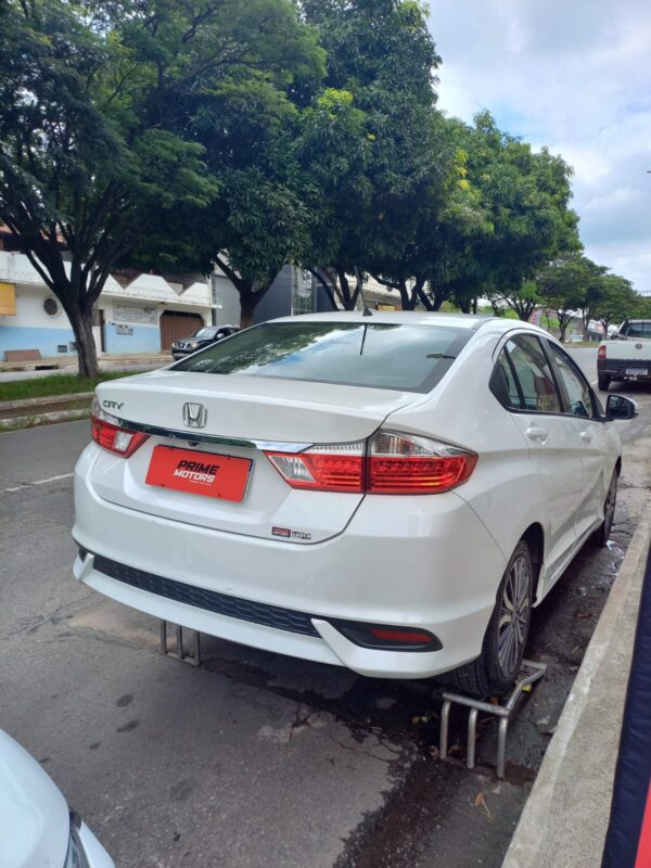 HONDA CITY 1.5 AUT. COMPLETO (NAVE!) Ano 2021 - Image 2