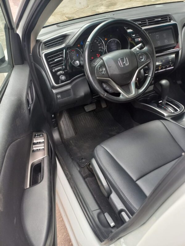 HONDA CITY 1.5 AUT. COMPLETO (NAVE!) Ano 2021 - Image 8