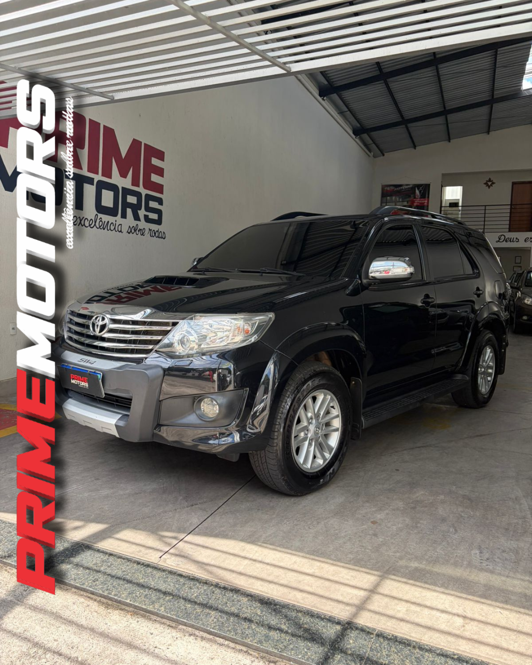 TOYOTA HILUX SW4 SRV 4x4 D-4D Ano 2013