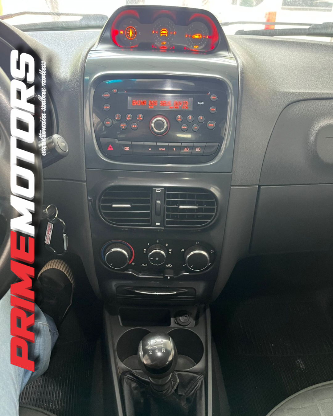 FIAT PALIO WEEKEND ADV. Ano 2015 - Image 10