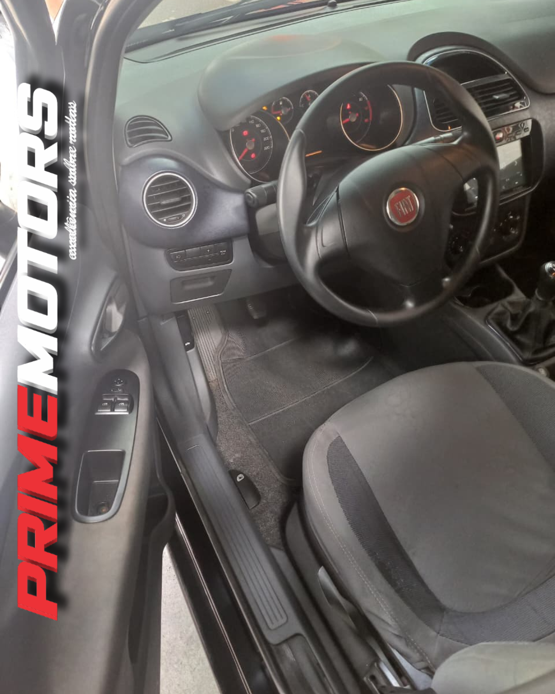 FIAT PUNTO 1.4 ATTRACTIVE COMPLETO Ano 2013 - Image 10