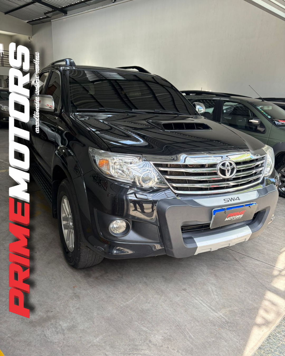 TOYOTA HILUX SW4 SRV 4x4 D-4D Ano 2013 - Image 5