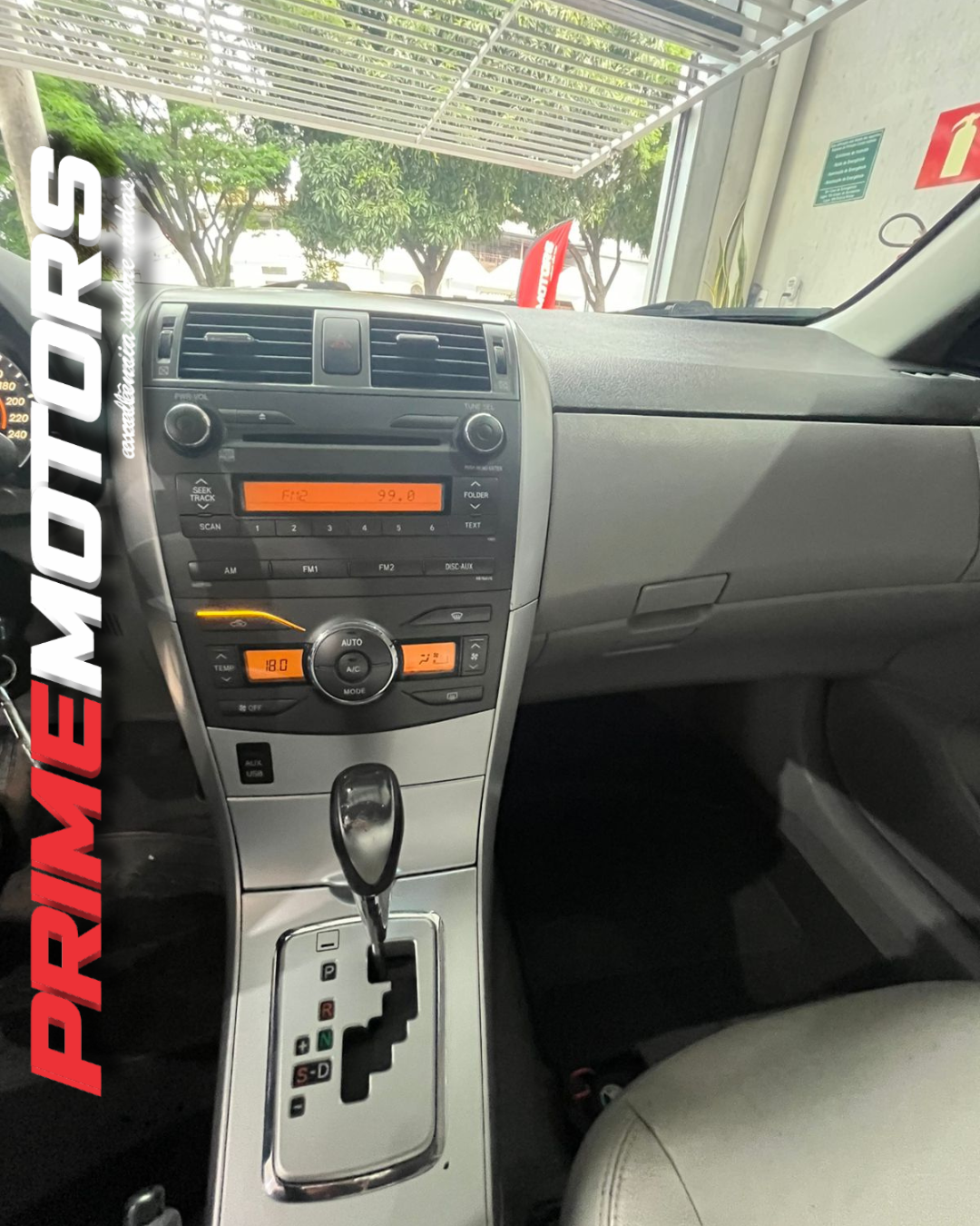 TOYOTA COROLLA XEI AUT Ano 2013 - Image 8