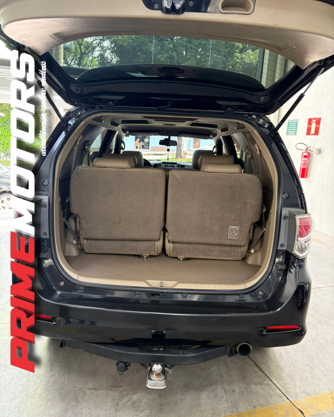 TOYOTA HILUX SW4 SRV 4x4 D-4D Ano 2013 - Image 8