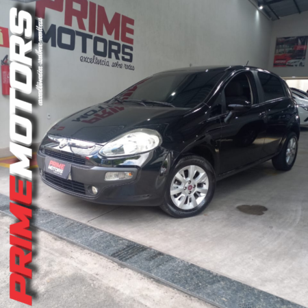 FIAT PUNTO 1.4 ATTRACTIVE COMPLETO Ano 2013