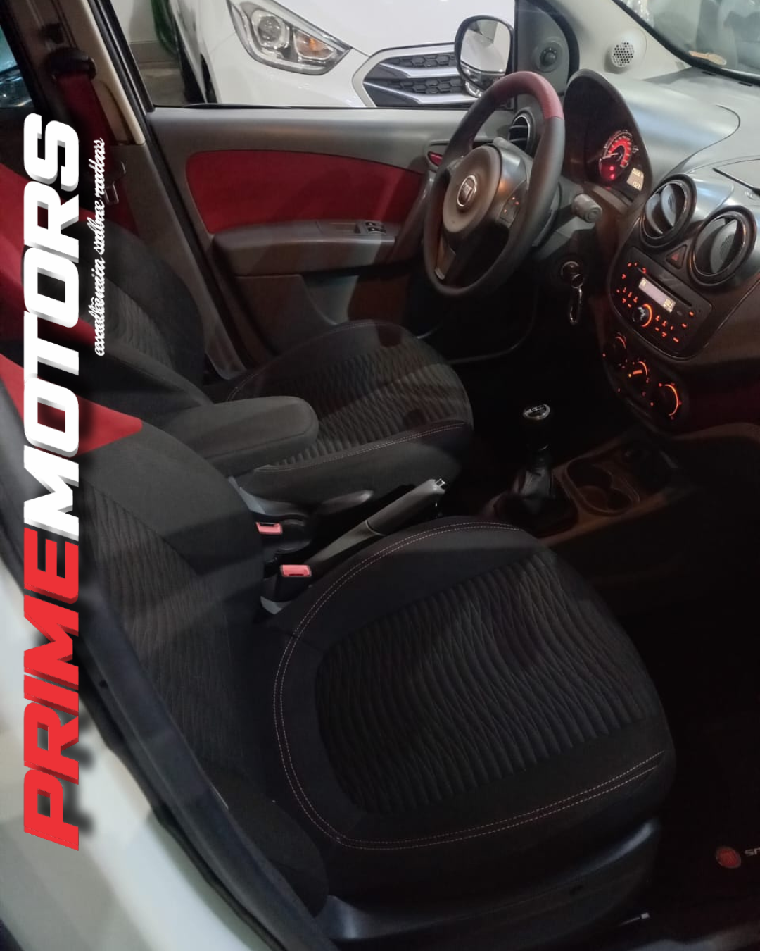 FIAT PALIO SPORTING 1.6 Ano 2014 - Image 4