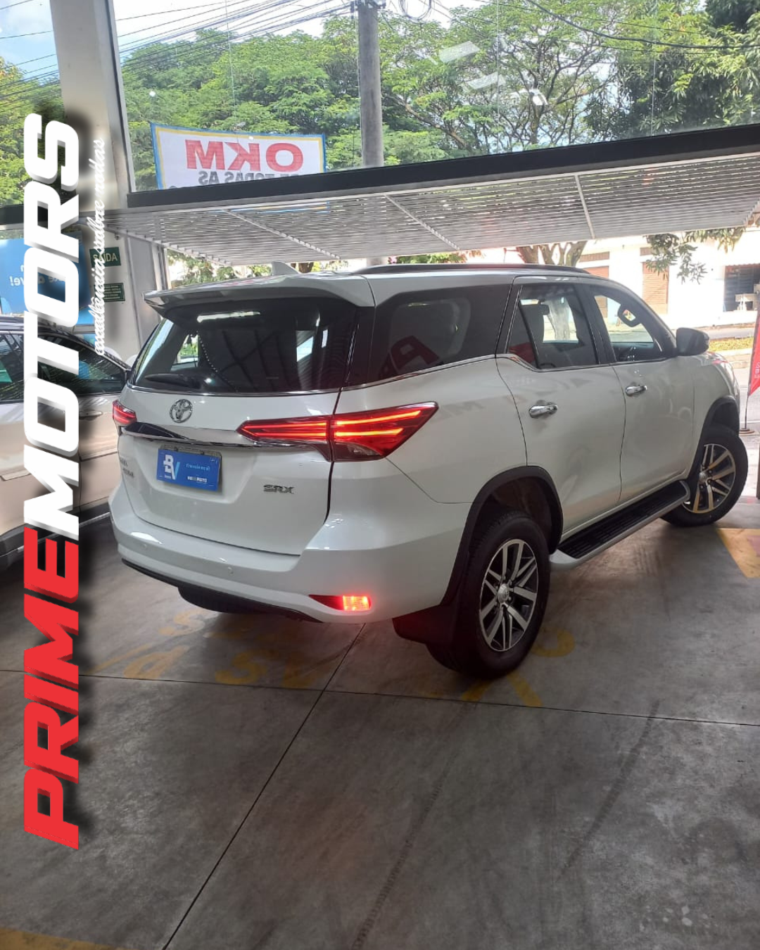 TOYOTA HILUX SW4 SRX DIESEL AUT. Ano 2018 - Image 8