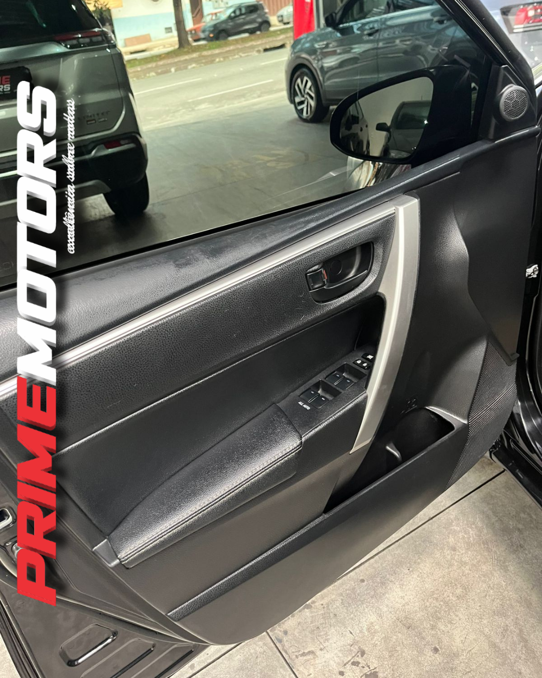 TOYOTA COROLLA DYNAMIQUE Ano 2017 - Image 6