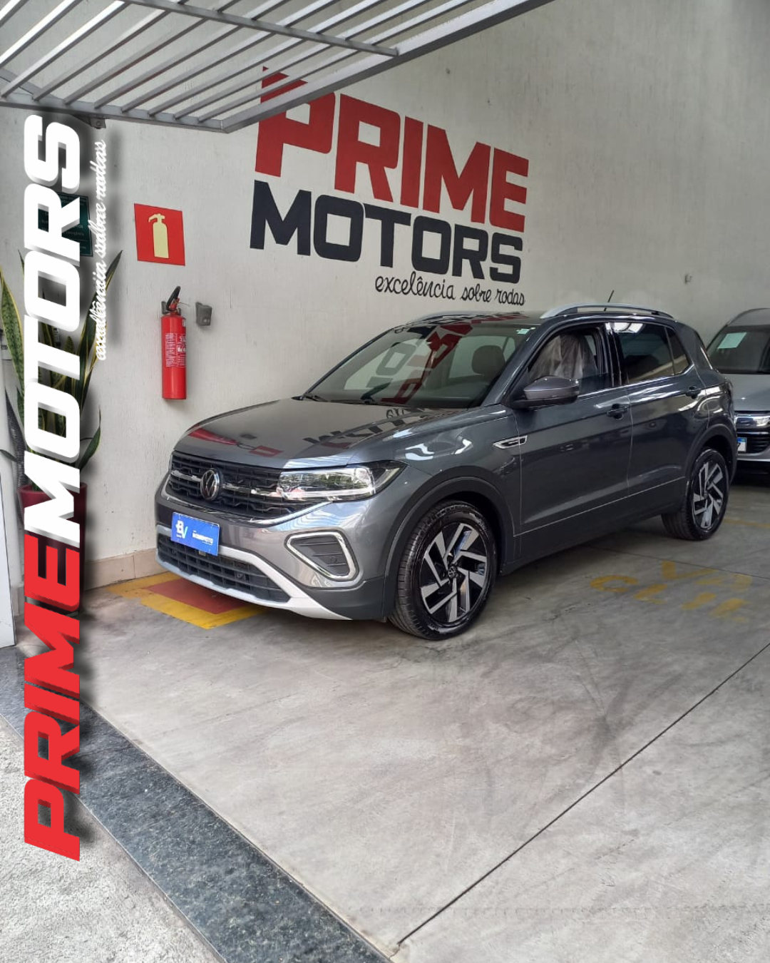 T-CROSS 250 TSI HIGHLINE 1.4 TURBO AUT. *Só 18.000km Ano 2025