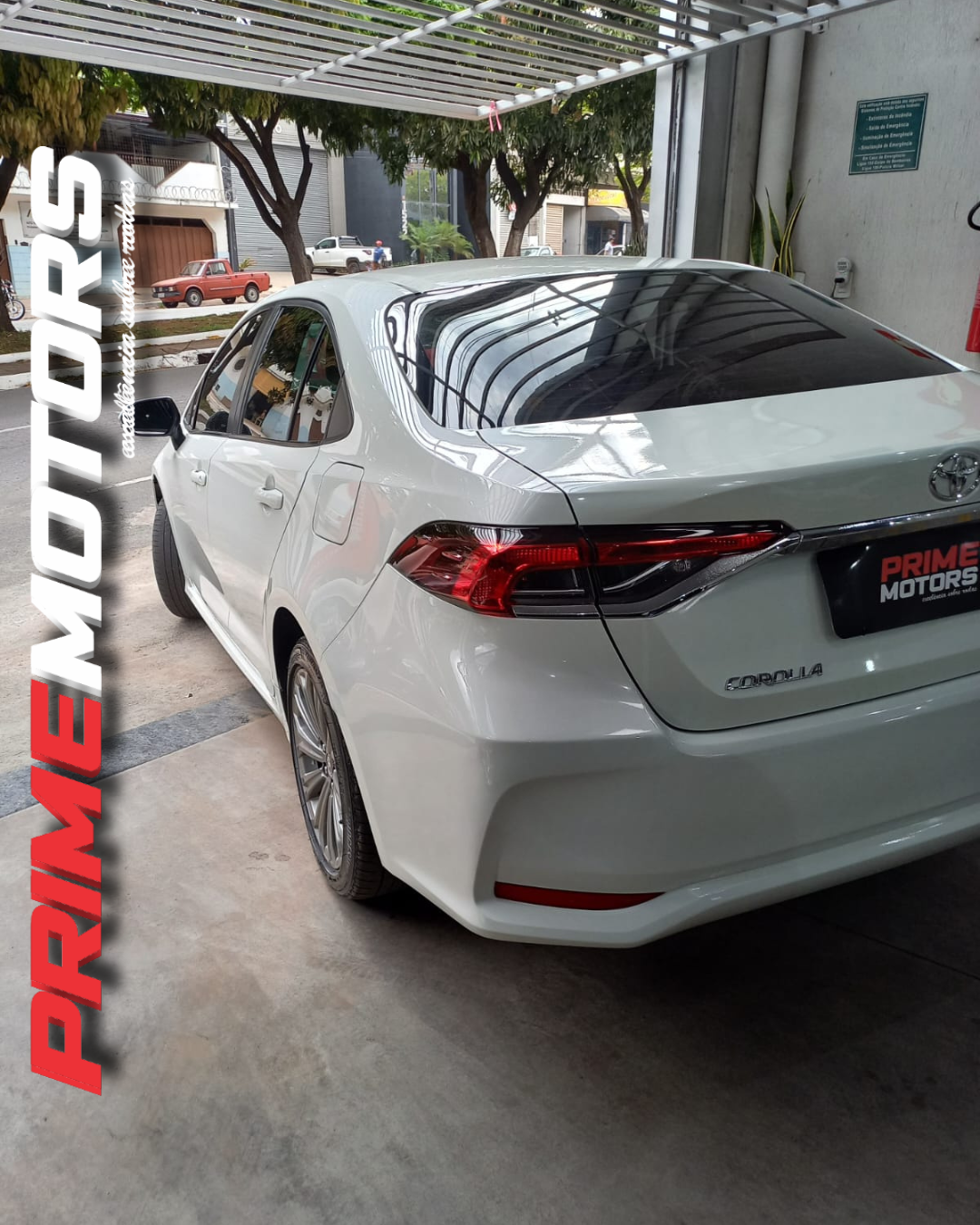 TOYOTA COROLLA XEI AUT. Nave! Ano 2021 - Image 5