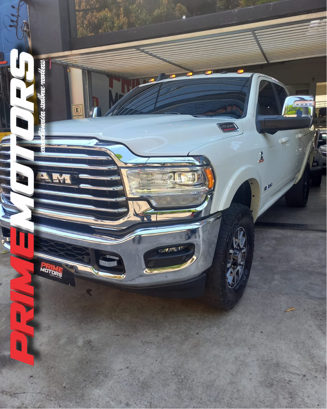 RAM 3500 LOGHORN LIMITED 6.7 CD TURBO DIESEL Ano 2023 - Image 4